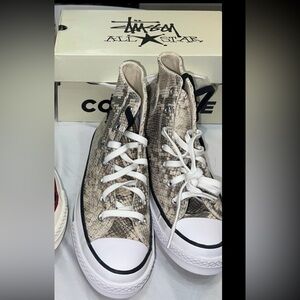 Converse A11674C (snake) size 8